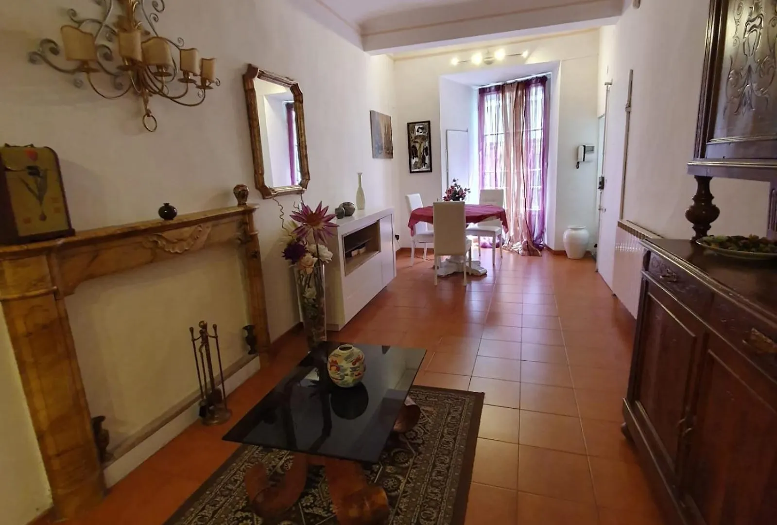 Accademia Studio Florence 0*,